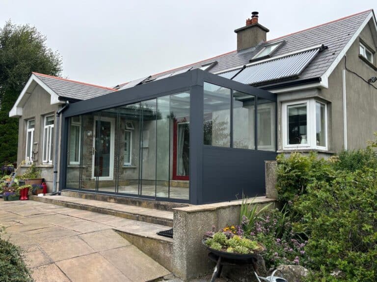 Aluminium and glass veranda by Apex Verandas